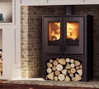 Hout-cv vrijstaande kachel Lodge met houtvak